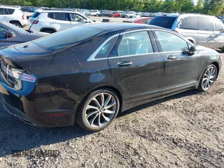 2019 Lincoln MKZ Reserve I with VIN 3LN6L5D90KR624466, listed as a IAAI auction lot 42270254 with 15,791 mi miles and . Bid and sale history available at DreamBid. Image 4.