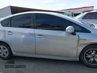 2010 Toyota Prius II with VIN JTDKN3DU8A0028512, listed as a IAAI auction lot 42046790 with 250,562 mi miles. Bid and sale history available at carsss.com. Image 13.