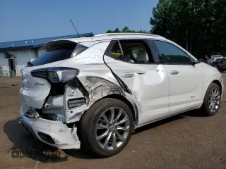 2024 Buick Encore GX Avenir с VIN KL4AMFSL6RB024768, выставлен на аукционе Copart как лот 61689245 с пробегом 5 198 миль миль и Списание • Salvage title. История ставок и продаж доступна на DreamBid. Изображение 3.