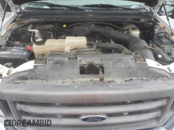 2003 Ford F-250 XL с VIN 1FTNW21L93EB61589, выставлен на аукционе Copart как лот 45432855 с пробегом Не указан миль и Чистый • Clean title. История ставок и продаж доступна на DreamBid. Изображение 11.