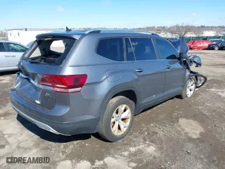 2019 Volkswagen Atlas 3.6L V6 SE w/Technology with VIN 1V2UR2CA8KC559299, listed as a IAAI auction lot 41743354 with 93,872 mi miles. Bid and sale history available at carsss.com. Image 4.