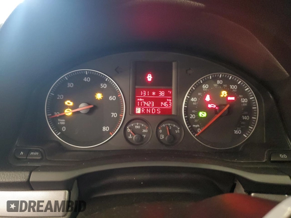 2006 Volkswagen Jetta 2.5L with VIN 3VWSF71K16M790850, listed as a Copart auction lot 85517484 with 117,423 mi miles and Salvage title. Bid and sale history available at DreamBid. Image 9.