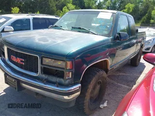 1996 GMC Sierra 1500 z VIN 1GTEK19R6TE514322, wystawiony jako IAAI lot #42253821 z przebiegiem 190 491 mil mil oraz . Historia ofert i sprzedaży dostępna na DreamBid. Obrazek 17.