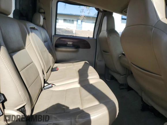 2005 Ford F-250 XL with VIN 1FTSW21PX5EC39063, listed as a Copart auction lot 61013905 with 270,695 mi miles and Salvage title. Bid and sale history available at DreamBid. Image 10.