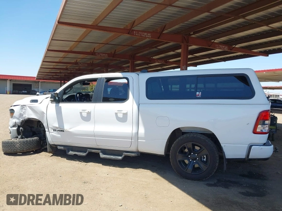 2021 Ram 1500 Big Horn с VIN 1C6SRFBT7MN682934, выставлен на аукционе IAAI как лот 42239094 с пробегом 85 381 миль миль и . История ставок и продаж доступна на DreamBid. Изображение 14.