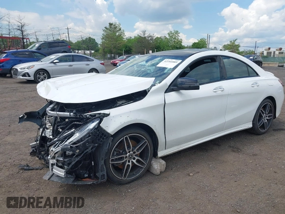2019 Mercedes-Benz CLA 250 z VIN WDDSJ4EB3KN724820, wystawiony jako IAAI lot #42201889 z przebiegiem Nie podano mil oraz . Historia ofert i sprzedaży dostępna na DreamBid. Obrazek 17.