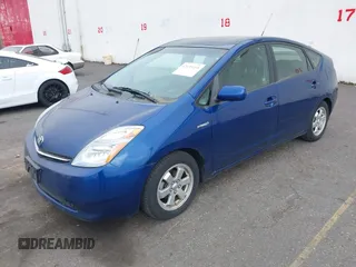 2008 Toyota Prius with VIN JTDKB20UX87776463, listed as a IAAI auction lot 42135235 with 179,768 mi miles. Bid and sale history available at carsss.com. Image 2.