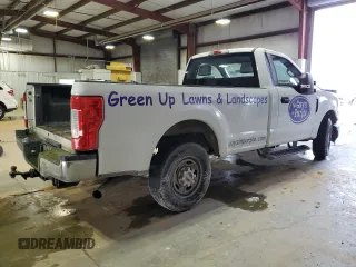 2018 Ford F-250 XL с VIN 1FTBF2A64JEB57475, выставлен на аукционе Copart как лот 45282165 с пробегом 120 022 миль миль и Списание • Salvage title. История ставок и продаж доступна на DreamBid. Изображение 3.