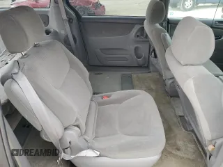 2004 Toyota Sienna CE with VIN 5TDZA23C34S044504, listed as a Copart auction lot 47039055 with 124,056 mi miles and Salvage Title. Bid and sale history available at carsss.com. Image 11.