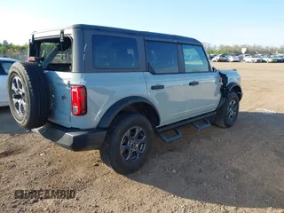 2023 Ford Bronco with VIN 1FMEE5BP3PLB54172, listed as a IAAI auction lot 42092197 with 30,167 mi miles and . Bid and sale history available at DreamBid. Image 4.