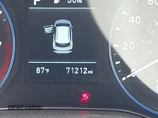 2019 Hyundai Kona SE with VIN KM8K1CAAXKU249380, listed as a IAAI auction lot 42092163 with 71,212 mi miles. Bid and sale history available at carsss.com. Image 16.