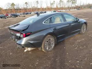 2024 Hyundai Sonata Hybrid Limited with VIN KMHL54JJ8RA097724, listed as a IAAI auction lot 41118928 with 1,664 mi miles. Bid and sale history available at carsss.com. Image 4.
