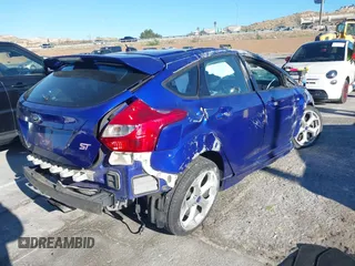 2014 Ford Focus ST with VIN 1FADP3L96EL374584, listed as a IAAI auction lot 41644629 with 90,607 mi miles and . Bid and sale history available at carsss.com. Image 4.