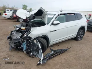 2025 Volkswagen Atlas SE with VIN 1V2FR2CA0SC525107, listed as a IAAI auction lot 42149492 with 2,443 mi miles and . Bid and sale history available at DreamBid. Image 17.