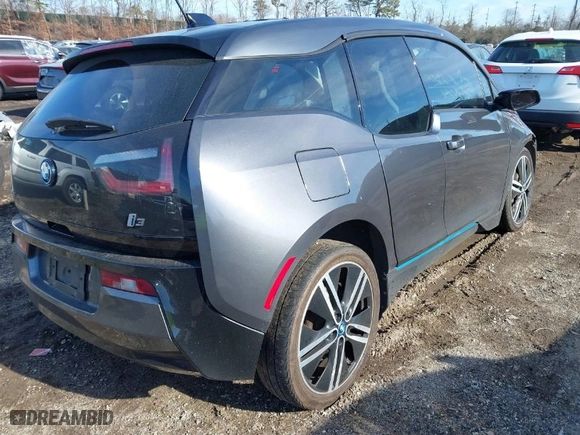 2016 BMW i3 with VIN WBY1Z4C57GV506056, listed as a IAAI auction lot 41440371 with NaN miles. Bid and sale history available at carsss.com. Image 4.