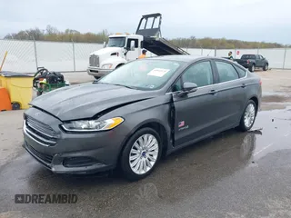 2015 Ford Fusion SE Hybrid with VIN 3FA6P0LU9FR232583, listed as a IAAI auction lot 42012175 with 139,309 mi miles and . Bid and sale history available at DreamBid. Image 18.