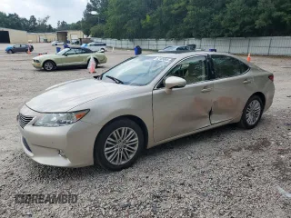 2014 Lexus ES 330 with VIN JTHBK1GG2E2136877, listed as a Copart auction lot 62105805 with 127,225 mi miles and Salvage title. Bid and sale history available at DreamBid. Image 1.