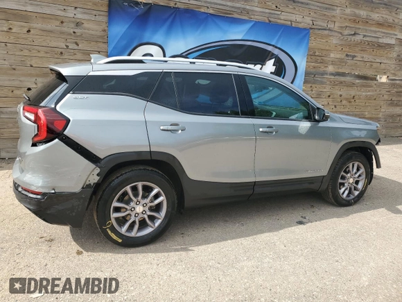 2023 GMC Terrain SLT with VIN 3GKALVEG0PL249477, listed as a Copart auction lot 61233015 with 35,251 mi miles and Clean title. Bid and sale history available at DreamBid. Image 3.