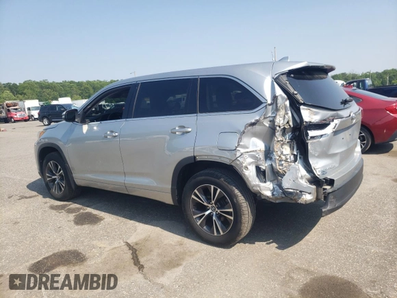 2018 Toyota Highlander LE с VIN 5TDBZRFH7JS830067, выставлен на аукционе Copart как лот 58835375 с пробегом 65 315 миль миль и Списание • Salvage title. История ставок и продаж доступна на DreamBid. Изображение 2.