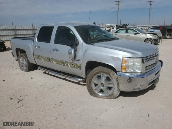 2012 Chevrolet Silverado 1500 LT with VIN 3GCPCSE01CG302214, listed as a Copart auction lot 47256345 with 200,036 mi miles and Salvage Title. Bid and sale history available at carsss.com. Image 4.