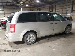 2008 Chrysler Town & Country LX with VIN 2A8HR44H18R687306, listed as a Copart auction lot 44927905 with 196,987 mi miles and Salvage Title. Bid and sale history available at carsss.com. Image 3.