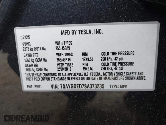 2025 Tesla Model Y Long Range with VIN 7SAYGDED7SA373235, listed as a IAAI auction lot 42100950 with 650 mi miles and . Bid and sale history available at DreamBid. Image 9.
