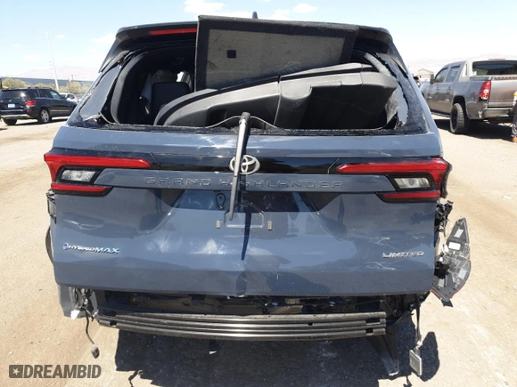 2024 Toyota Grand Highlander Hybrid MAX Limited with VIN 5TDADAB5XRS007023, listed as a Copart auction lot 70209924 with 8,241 mi miles and Salvage Title. Bid and sale history available at carsss.com. Image 6.