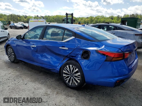 2025 Nissan Altima SV with VIN 1N4BL4DV7SN305763, listed as a Copart auction lot 52828815 with 9,479 mi miles and Clean Title. Bid and sale history available at DreamBid. Image 2.