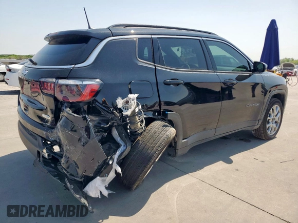 2025 Jeep Compass Latitude z VIN 3C4NJDBN9ST515927, wystawiony jako Copart lot #50828755 z przebiegiem 11 454 mil mil oraz Szkoda całkowita • Salvage title. Historia ofert i sprzedaży dostępna na DreamBid. Obrazek 3.