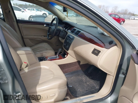 2007 Buick Lucerne CXL with VIN 1G4HD57297U115688, listed as a IAAI auction lot 42016940 with 171,759 mi miles and . Bid and sale history available at DreamBid. Image 5.