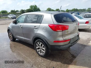 2016 Kia Sportage LX with VIN KNDPBCAC1G7813044, listed as a IAAI auction lot 41976849 with Not Provided miles and . Bid and sale history available at carsss.com. Image 3.