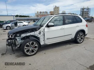 2013 BMW X5 xDrive50i with VIN 5UXZV8C52D0C15370, listed as a Copart auction lot 62293645 with 90,611 mi miles and Clean title. Bid and sale history available at DreamBid. Image 1.