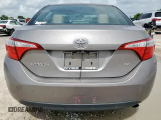 2016 Toyota Corolla L z VIN 5YFBURHE3GP416786, wystawiony jako Copart lot #63850455 z przebiegiem 108 219 mil mil oraz Szkoda całkowita • Salvage title. Historia ofert i sprzedaży dostępna na DreamBid. Obrazek 6.