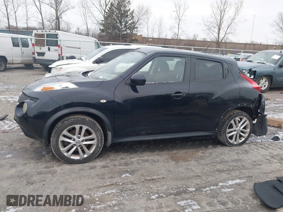 2011 Nissan Juke SL with VIN JN8AF5MV5BT018344, listed as a IAAI auction lot 41214454 with 153,110 mi miles. Bid and sale history available at carsss.com. Image 14.