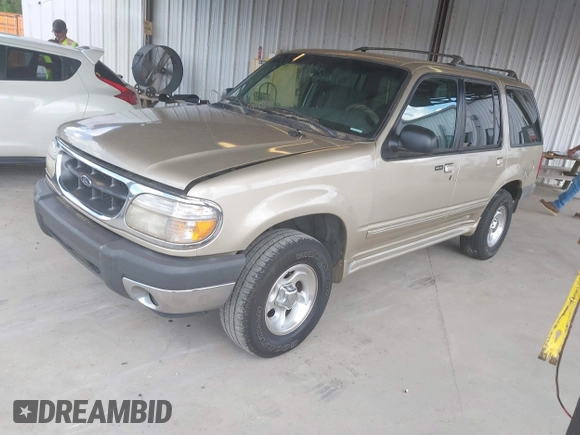 2000 Ford Explorer with VIN 1FMZU63X4YZC07906, listed as a IAAI auction lot 42190930 with 240,829 mi miles and . Bid and sale history available at DreamBid. Image 2.