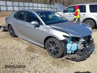 2022 Toyota Camry SE with VIN 4T1S11AK7NU054502, listed as a IAAI auction lot 41857044 with 55,585 mi miles and . Bid and sale history available at DreamBid. Image 1.