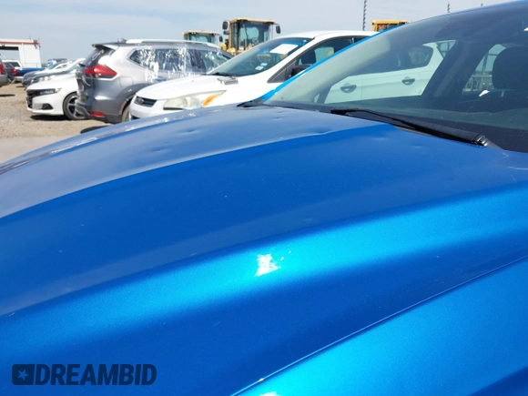 2020 Ford Fusion SE z VIN 3FA6P0HD8LR135668, wystawiony jako IAAI lot #42253008 z przebiegiem 69 625 mil mil oraz . Historia ofert i sprzedaży dostępna na DreamBid. Obrazek 6.