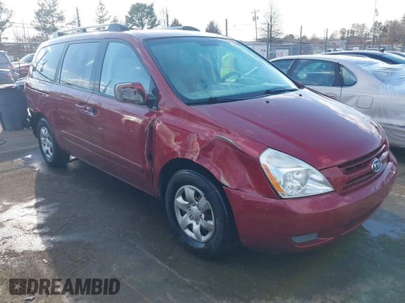 2008 Kia Sedona LX with VIN KNDMB233986222686, listed as a IAAI auction lot 41370167 with 216,383 mi miles. Bid and sale history available at carsss.com. Image 1.