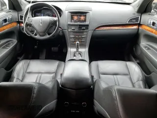 2015 Lincoln MKT with VIN 2LMHJ5NK9FBL01560, listed as a Copart auction lot 44083555 with 104,869 mi miles and Clean Title. Bid and sale history available at DreamBid. Image 8.