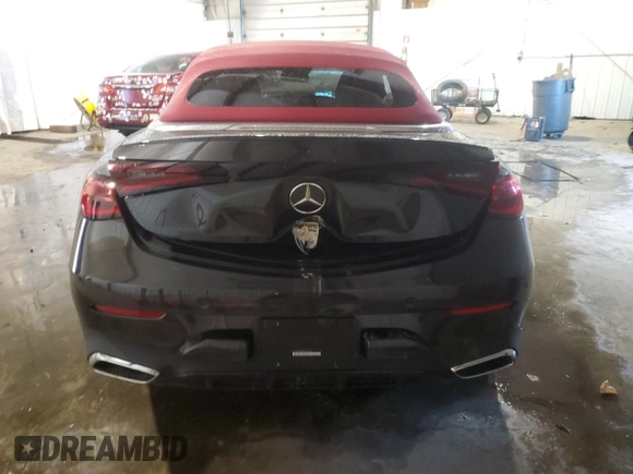 2024 Mercedes-Benz CLE 300 z VIN W1KMK4HB1RF026146, wystawiony jako Copart lot #84595634 z przebiegiem Nie podano mil oraz Szkoda całkowita • Salvage title. Historia ofert i sprzedaży dostępna na DreamBid. Obrazek 6.