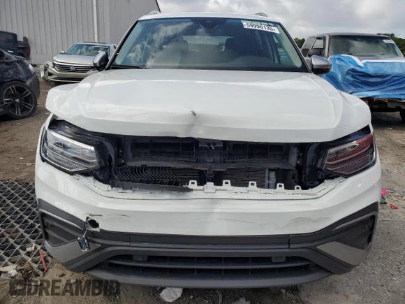 2024 Volkswagen Tiguan с VIN 3VVTB7AX9RM217926, выставлен на аукционе Copart как лот 59996135 с пробегом 3 941 миль миль и Чистый • Clean title. История ставок и продаж доступна на DreamBid. Изображение 5.