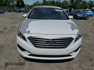 2016 Hyundai Sonata SE z VIN 5NPE24AF1GH385558, wystawiony jako Copart lot #57356665 z przebiegiem 98 991 mil mil oraz Czysty tytuł • Clean title. Historia ofert i sprzedaży dostępna na DreamBid. Obrazek 5.