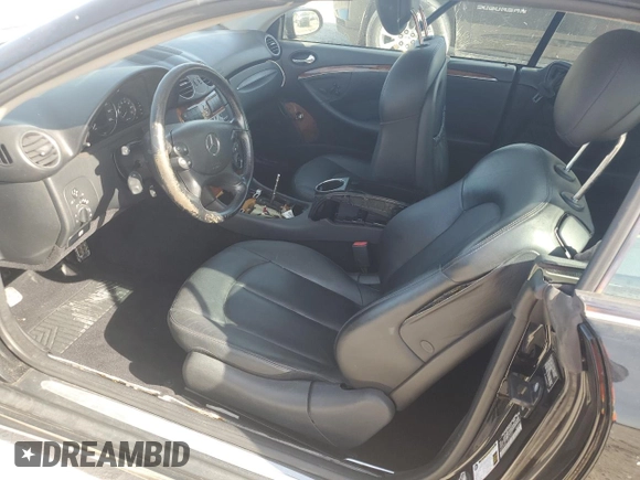 2009 Mercedes-Benz CLK-Class 3.5L with VIN WDBTK56F19F263557, listed as a Copart auction lot 86165554 with 0 mi miles and Clean Title. Bid and sale history available at carsss.com. Image 7.