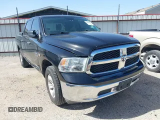 2018 Ram 1500 Express z VIN 1C6RR6KT0JS295248, wystawiony jako IAAI lot #41681322 z przebiegiem 367 549 mil mil oraz . Historia ofert i sprzedaży dostępna na DreamBid. Obrazek 1.