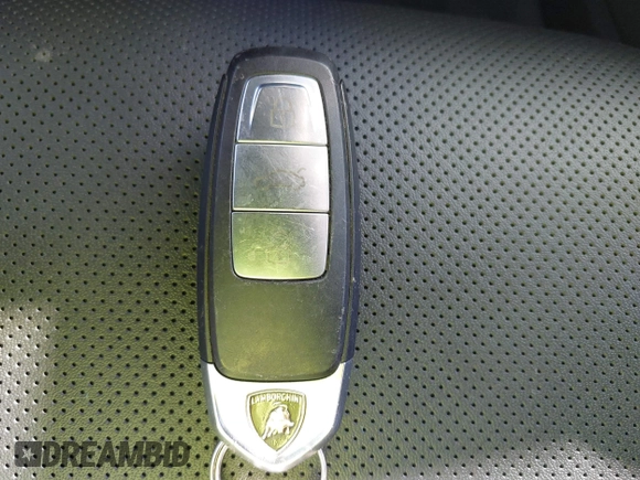 2019 Lamborghini Urus z VIN ZPBUA1ZLXKLA03063, wystawiony jako IAAI lot #41653328 z przebiegiem 29 688 mil mil oraz . Historia ofert i sprzedaży dostępna na DreamBid. Obrazek 11.