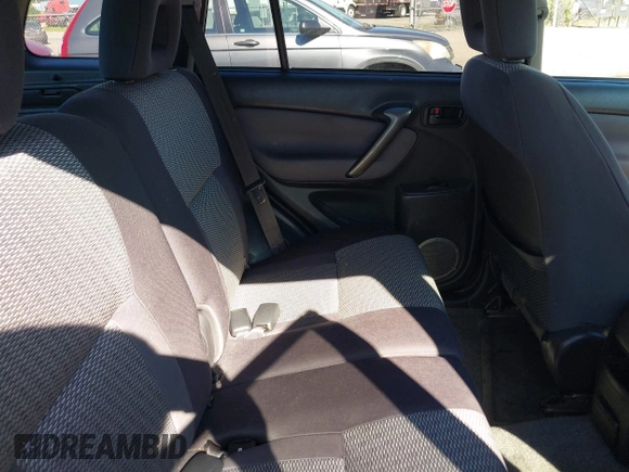 2005 Toyota RAV4 with VIN JTEGD20V350094016, listed as a IAAI auction lot 42219364 with 201,027 mi miles and . Bid and sale history available at DreamBid. Image 8.