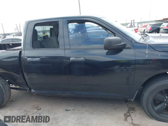 2016 Ram 1500 Express z VIN 1C6RR6FG1GS107293, wystawiony jako IAAI lot #42180339 z przebiegiem 182 237 mil mil oraz . Historia ofert i sprzedaży dostępna na DreamBid. Obrazek 13.