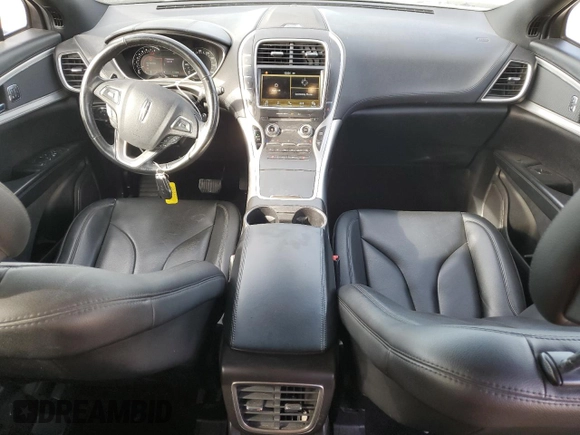 2016 Lincoln MKX Premiere with VIN 2LMTJ6JRXGBL66258, listed as a Copart auction lot 82767574 with 111,127 mi miles and Salvage Title. Bid and sale history available at carsss.com. Image 8.