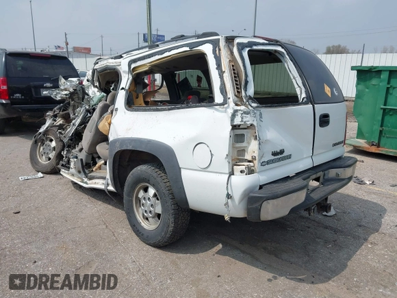 2001 Chevrolet Suburban LT with VIN 3GNEC16T41G247854, listed as a IAAI auction lot 41784889 with 1 mi miles. Bid and sale history available at carsss.com. Image 3.