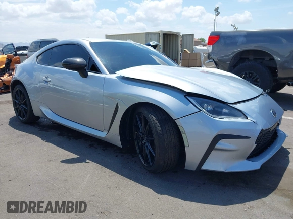 2023 Toyota 86 Premium with VIN JF1ZNBE15P9765366, listed as a IAAI auction lot 42194610 with 32,286 mi miles and . Bid and sale history available at DreamBid. Image 1.